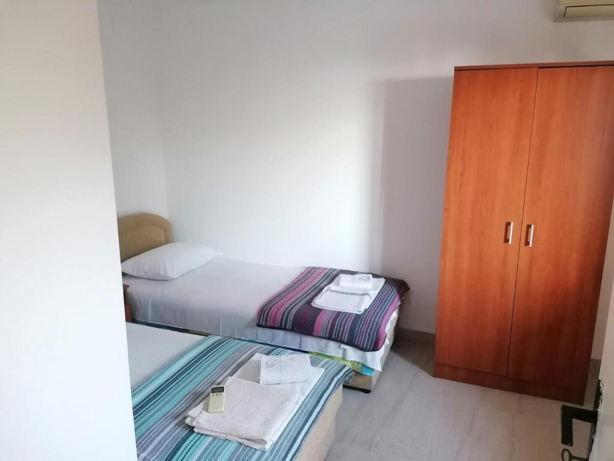 Apartmani Cupic Будва Екстер'єр фото